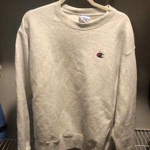 UO Champion Reverse Weave Crew-Neck Sweatshirt